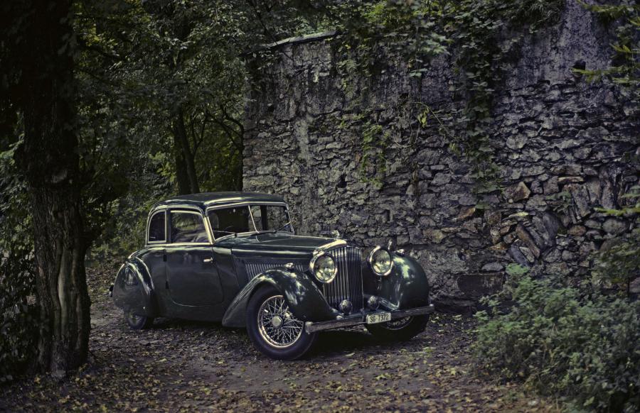  Bentley 4&frac14;-Litre Cabriolet by Kong (B148HK) 1936 года  (фото 1 из 3)